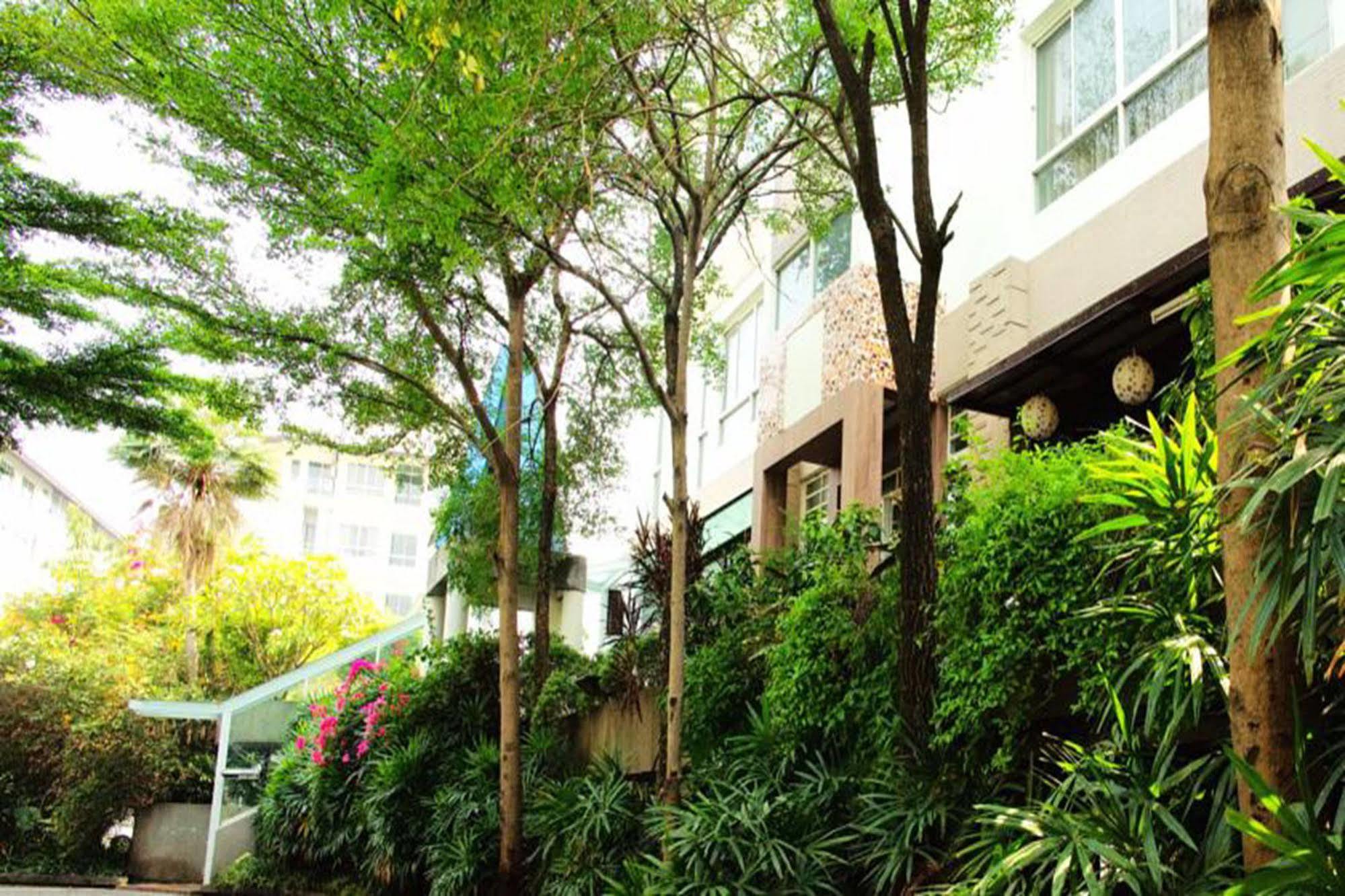 J. Park Hotel チョンブリ エクステリア 写真
